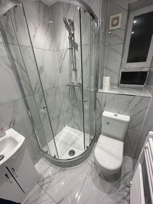 3 Bedroom Flat Kings Cross London Exteriör bild