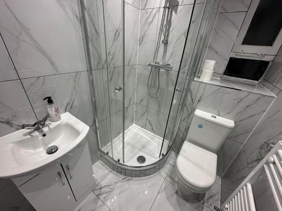 3 Bedroom Flat Kings Cross London Exteriör bild
