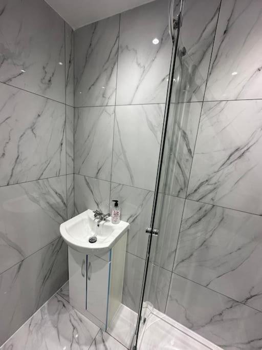 3 Bedroom Flat Kings Cross London Exteriör bild